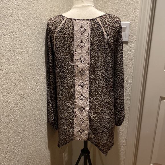 Democracy Women’s Animal Print & Lace Tunic Top EUC Sz 1X Flow Hippie Polyester - Picture 4 of 12